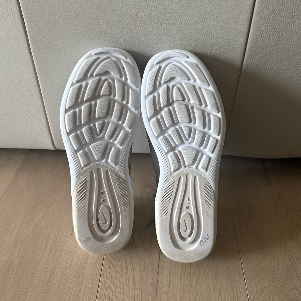 Nike Air Max Axis - Picture 8 of 8